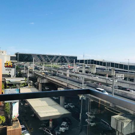 One Palm Tree Villas Across Naia-T3 马尼拉 外观 照片